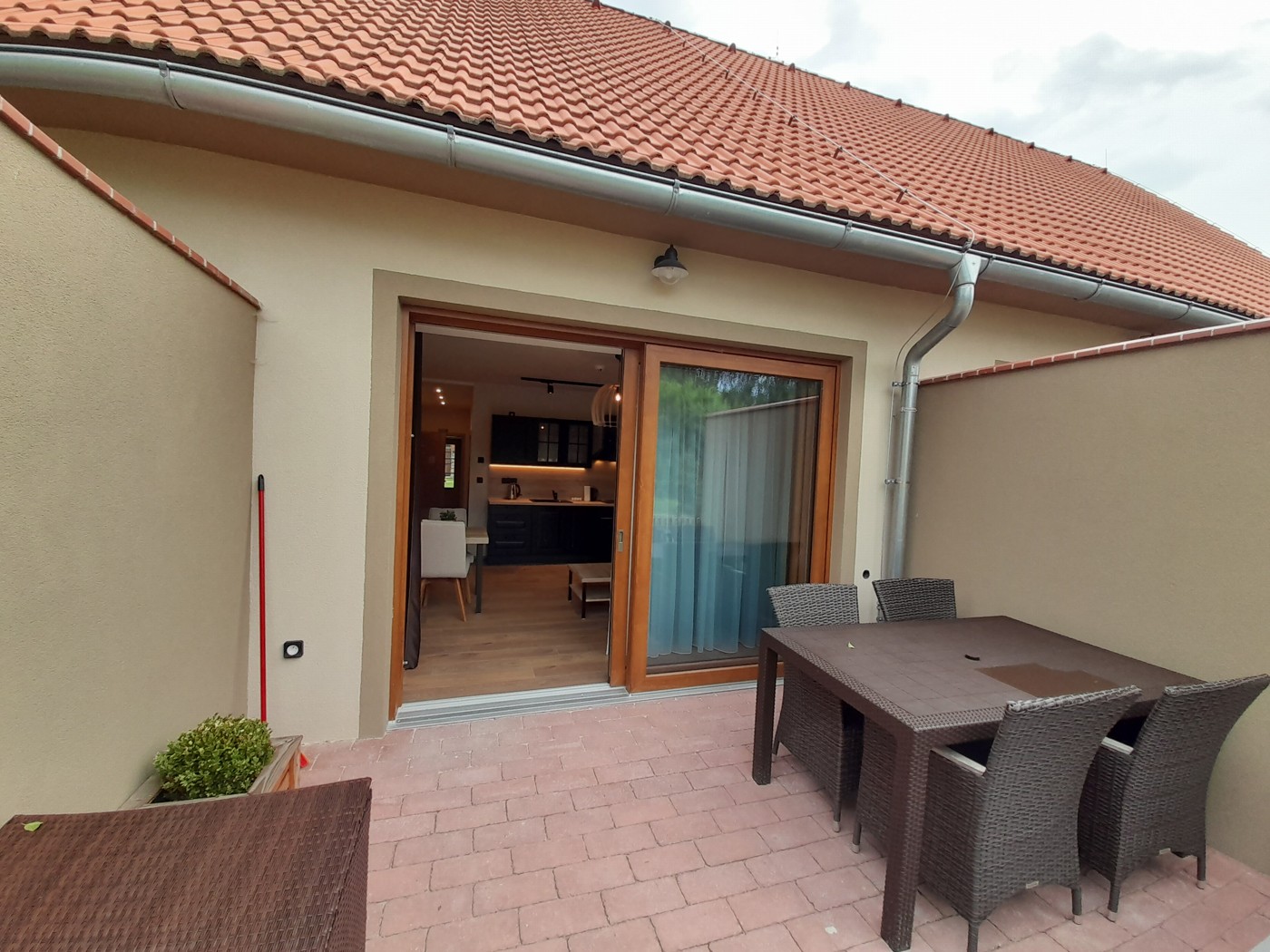 Apartmán „Kraví hora" č.5 – dvoulůžkový s terasou