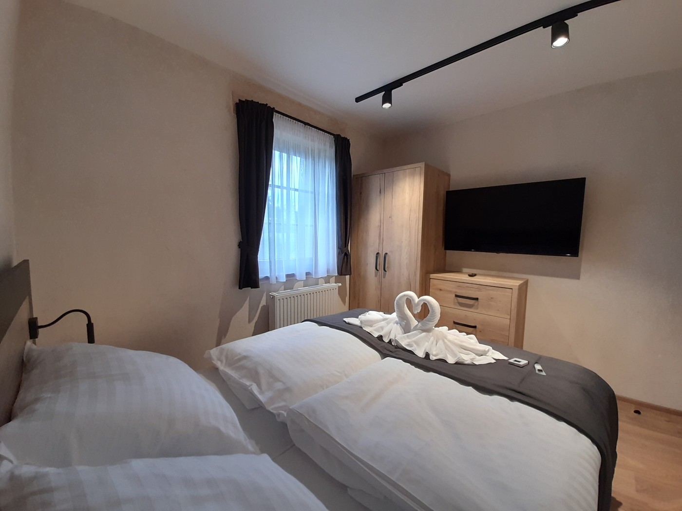 Apartmán „Svatá Trojice" č.7 – čtyřlůžkový se dvěma ložnicemi a terasou